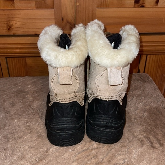 Itasca CedarThinsulate Women’s winter sz 6 part leather upper. - Picture 9 of 11